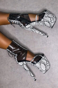 Hella Heels Killer Kingsnake Boots - 8inch