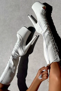 Famous Boot Store -Famous Boot Store IMG 0531