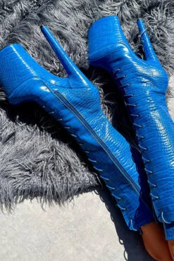 Hella Heels Electric Boa Knee High Boots - 8inch 9 Hella Heels Electric Boa Knee High Boots - 8inch -Famous Boot Store IMG 0709 e5dbd198 2336 4cc6 92bf d3d01c124d9b 1