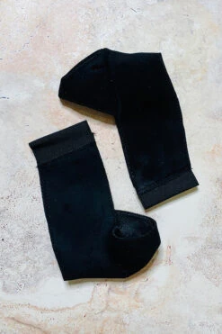 Hella Heels Classique Velvet Shoe Protector - Russian Roulette -Famous Boot Store IMG 8958 1