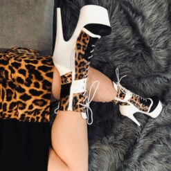 Hella Heels EmpireKicks 7inch Boots - White 9 Hella Heels EmpireKicks 7inch Boots - White -Famous Boot Store Kicks White Leopard 7 inch 6
