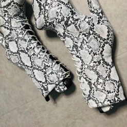 Hella Heels Mamba Boots - 7inch -Famous Boot Store Mamba7inch2