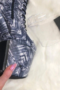 Hella Heels Classique Shoe Protector - Clear (Black Back)