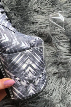 Hella Heels Classique Shoe Protector - Clear (Black Back) 7 Hella Heels Classique Shoe Protector - Clear (Black Back) -Famous Boot Store exotiqueShoeProtector Clear3 1